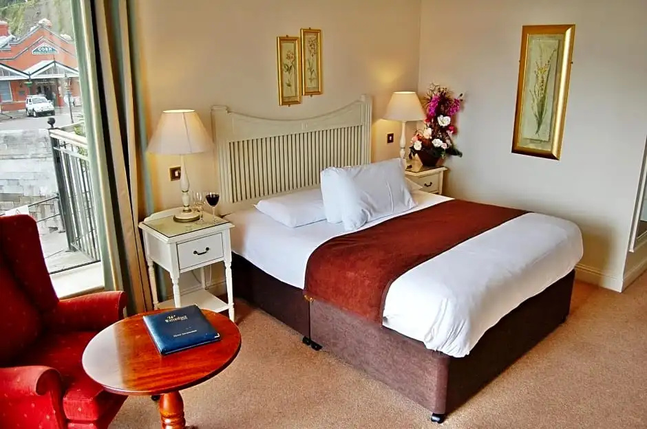 WatersEdge Hotel - Chambres