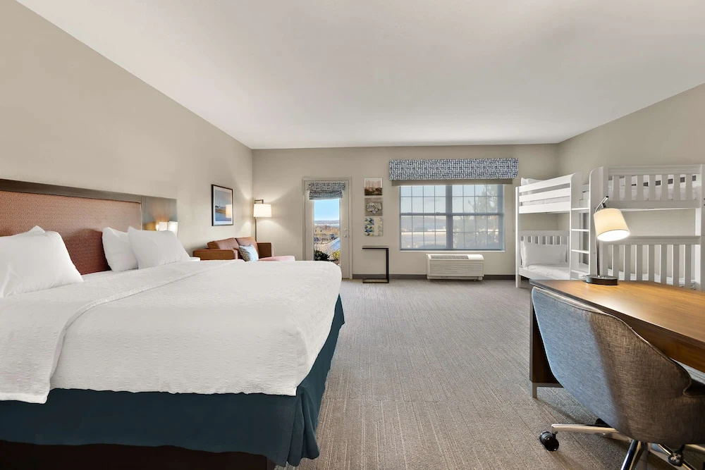 Family Suite with balcony