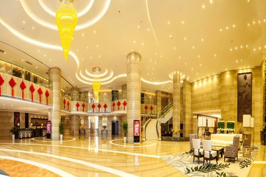 Lobby & Reception