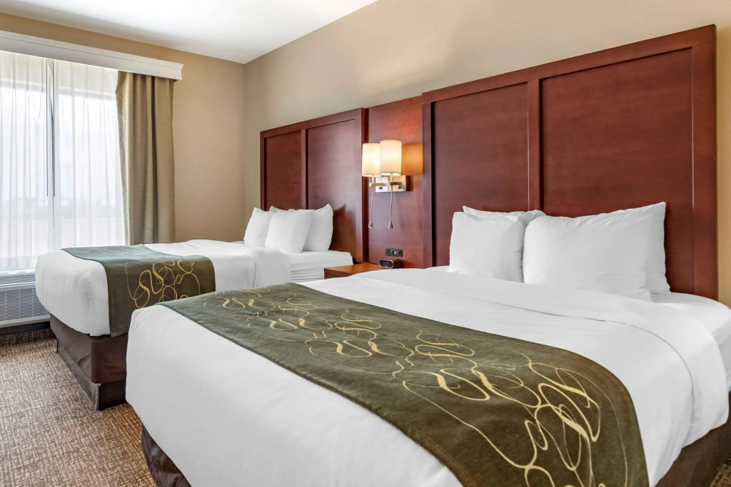 Quadruple Suite