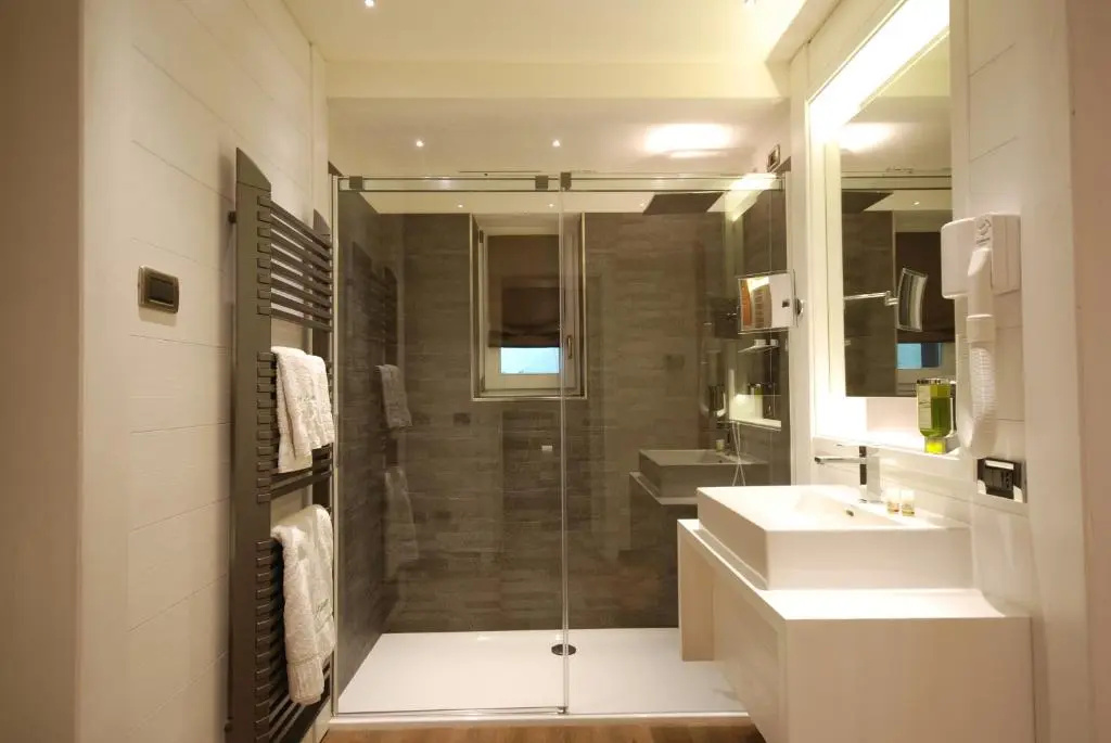 Suite with balcony
