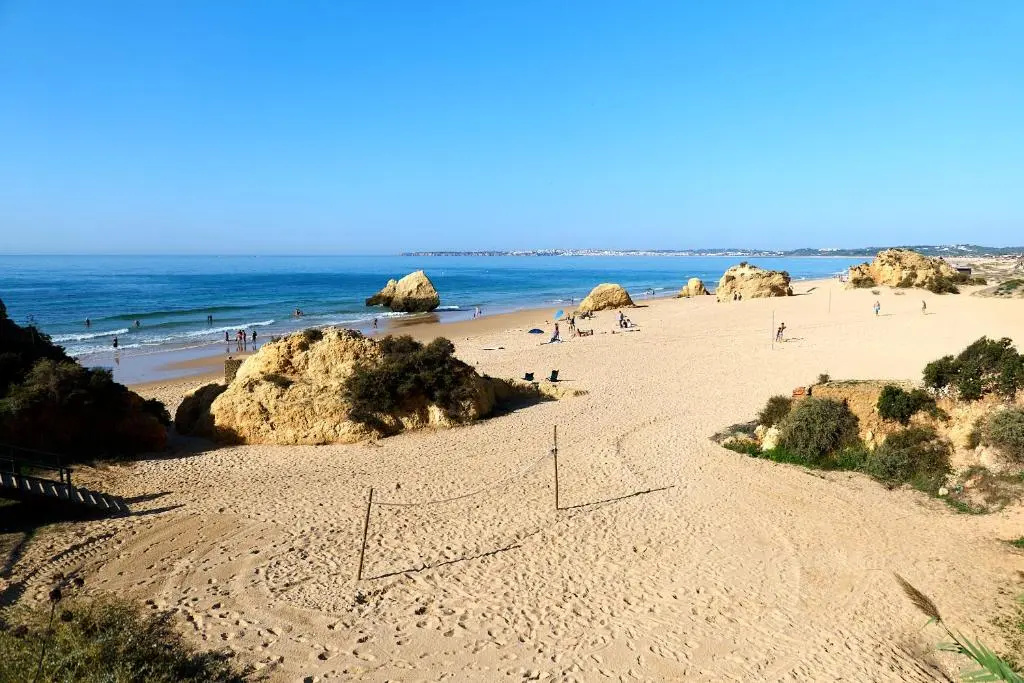 Beach & Waterfront