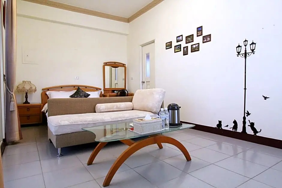 Standard Double room with balcony (full double bed)