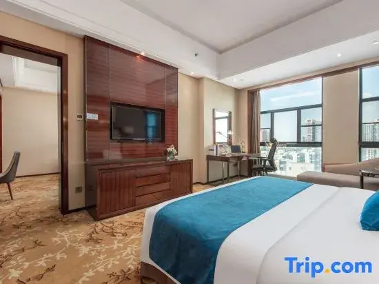 1 Bedroom Deluxe Suite