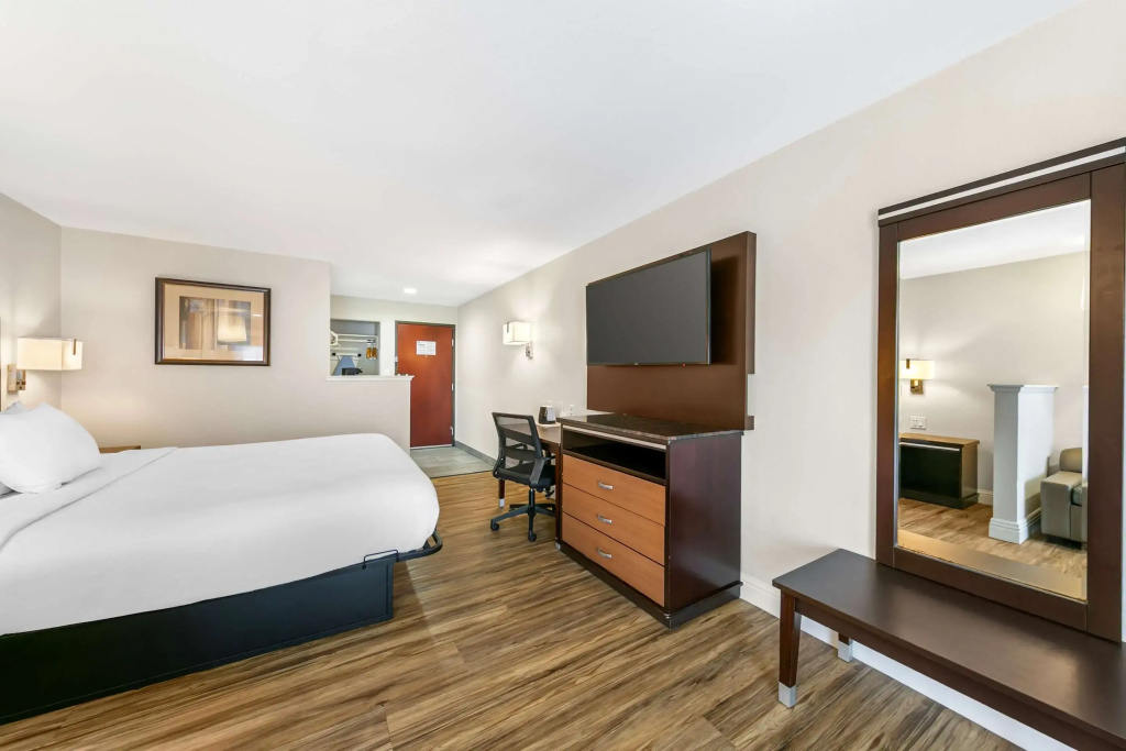 Quality Inn & Suites Sacramento Downtown Area - Chambres