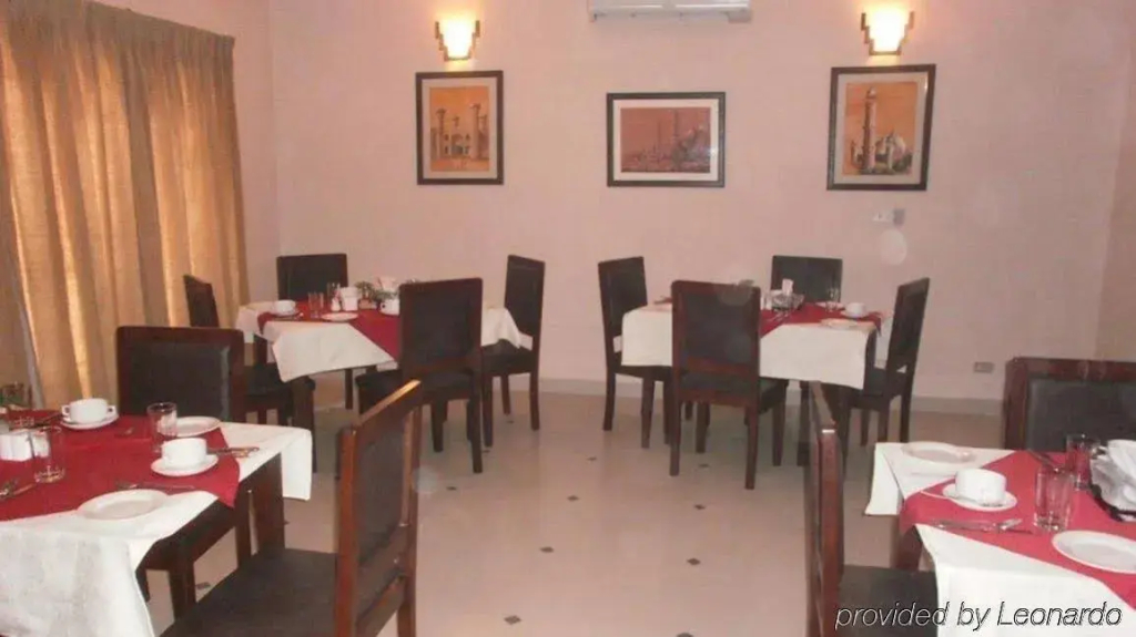 Hotel One Bahawalpur - фото 7