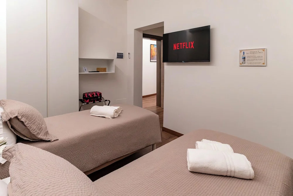 Venezia Urban Rooms