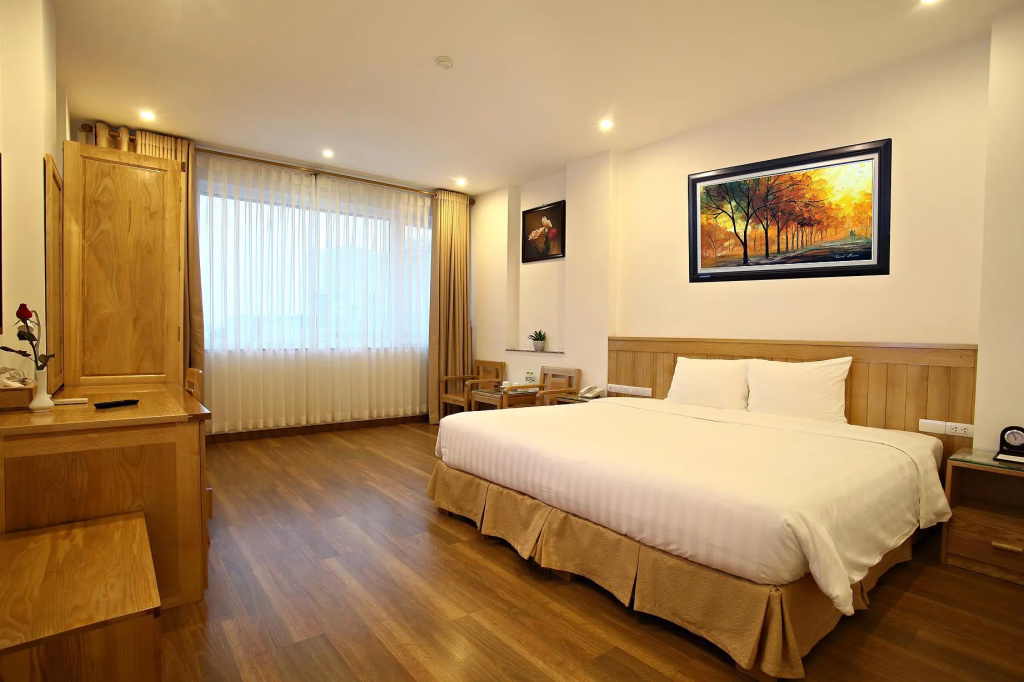 Executive Double room (full double bed)