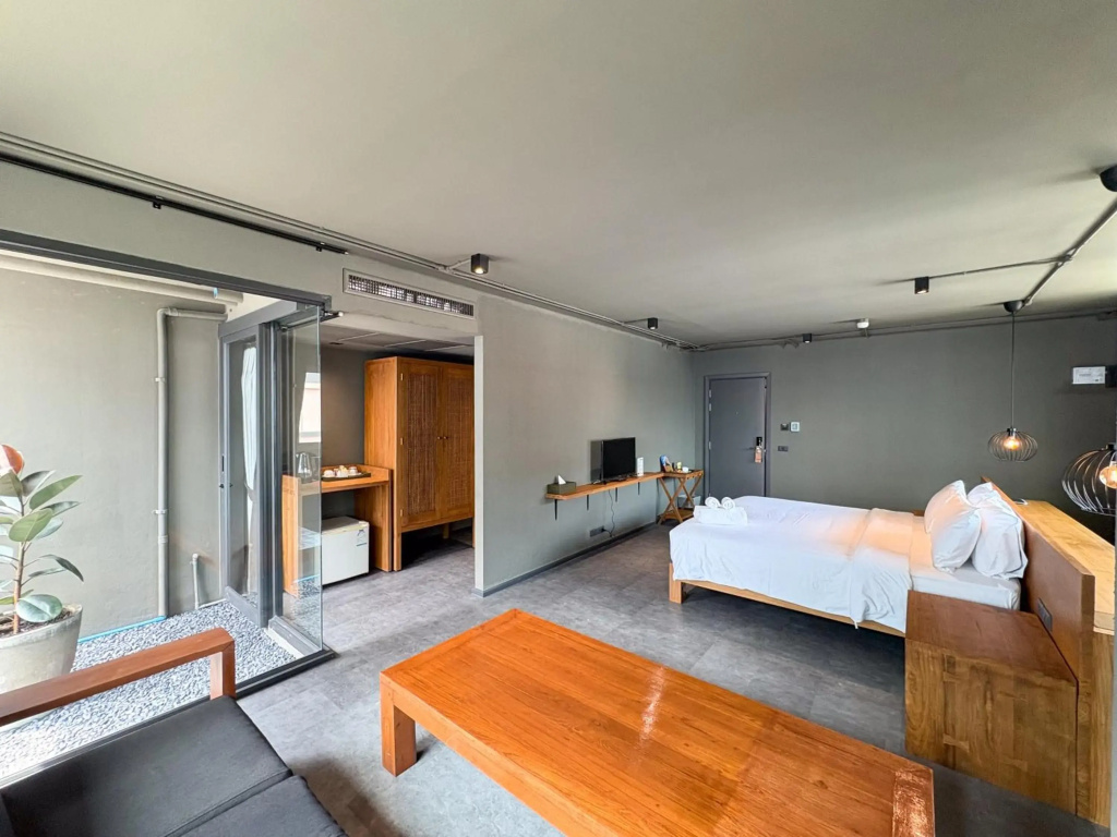 Centric Place Hotel — фото