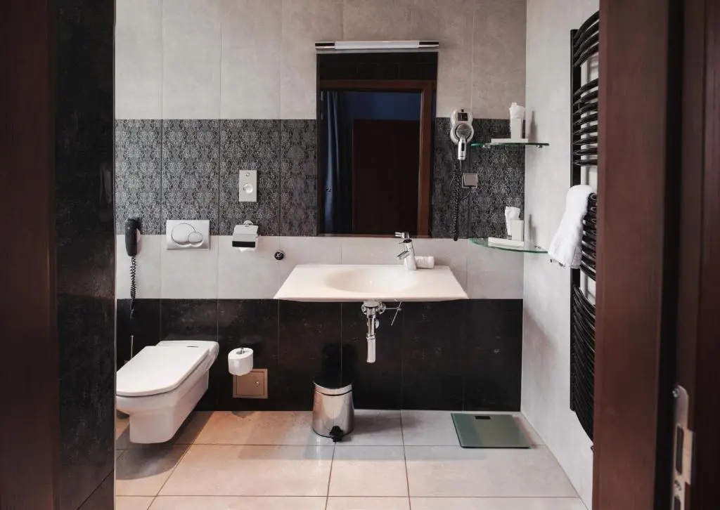 Premier Double room (full double bed)