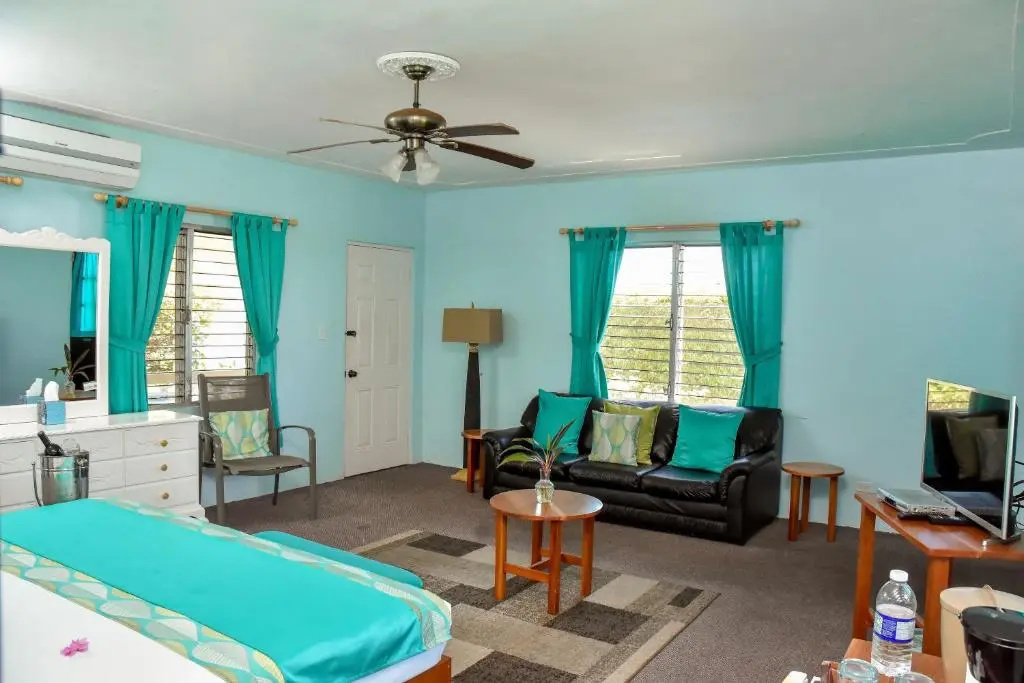 Deluxe Double room with sea view (full double bed)