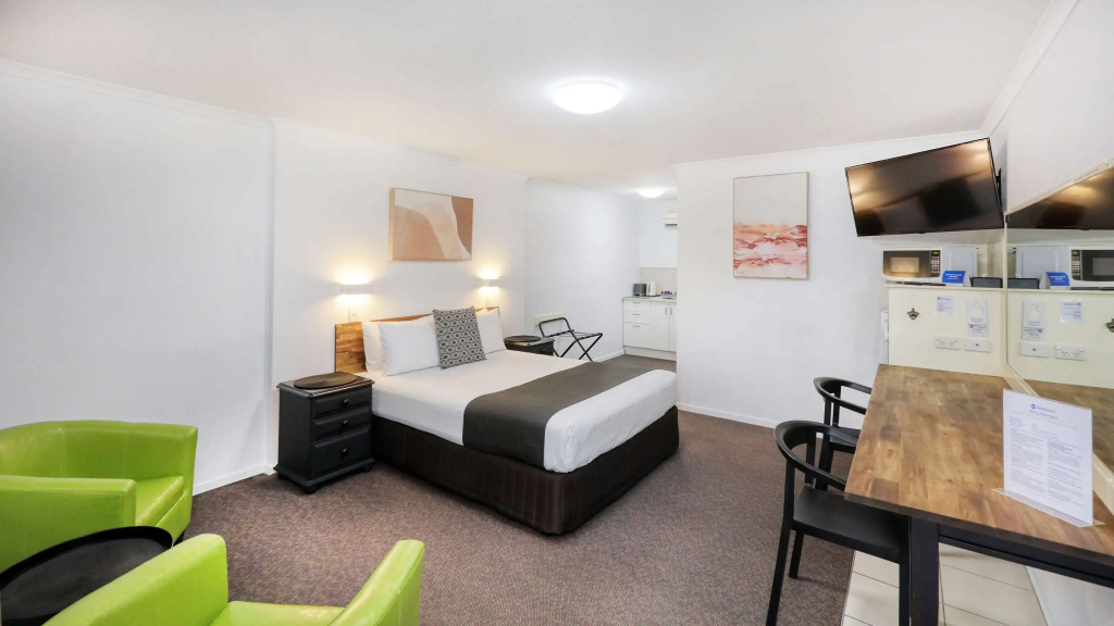 Standard Double room (full double bed)