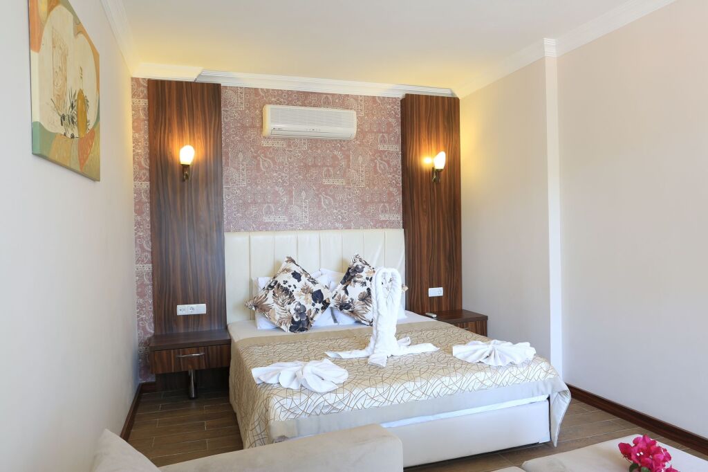 Tymnos Hotel by null