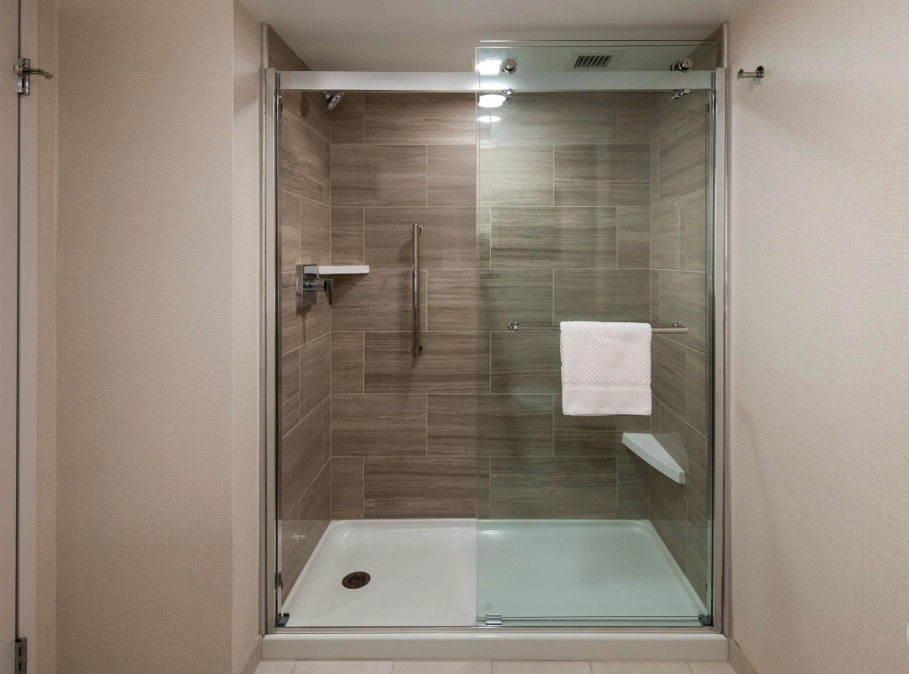DoubleTree by Hilton Madison East - Général