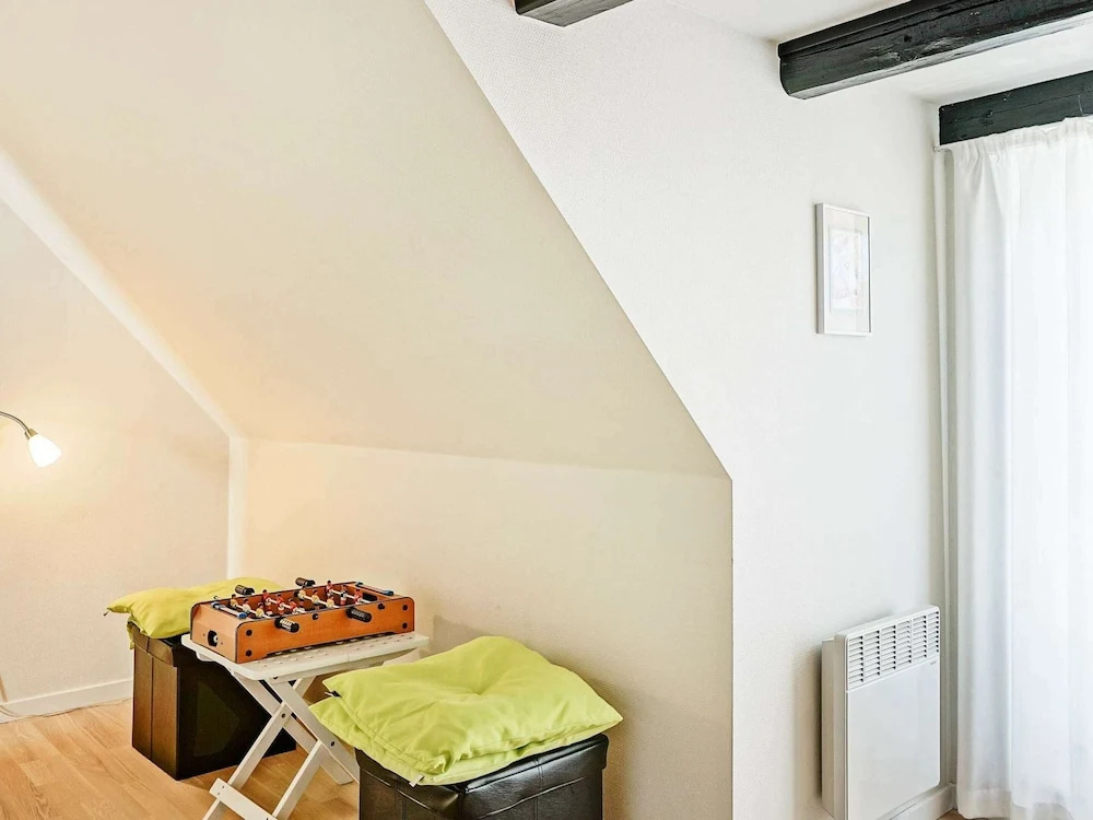 6 Person Holiday Home in Gudhjem
