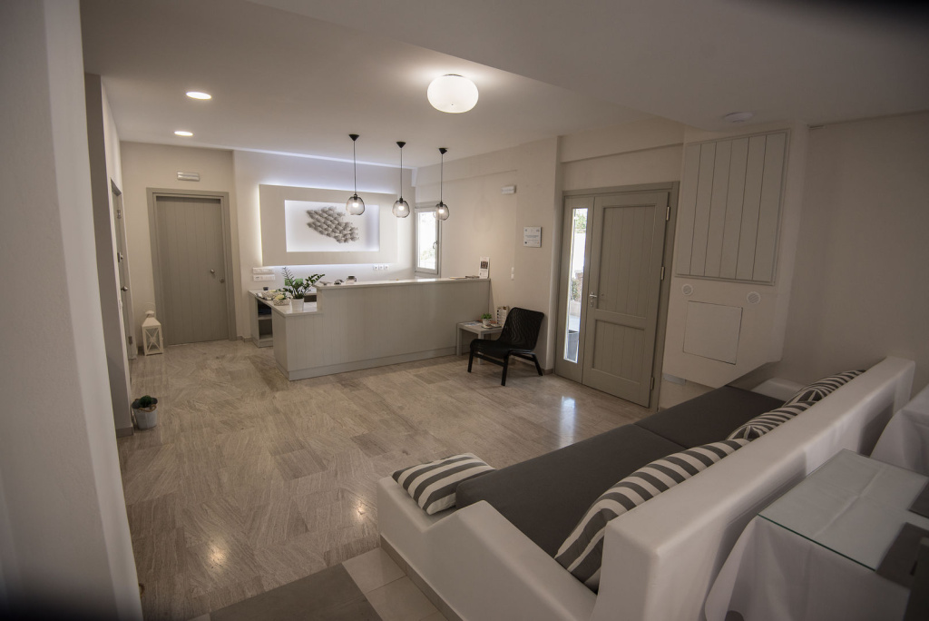 Fomithea Hotel-New — 2