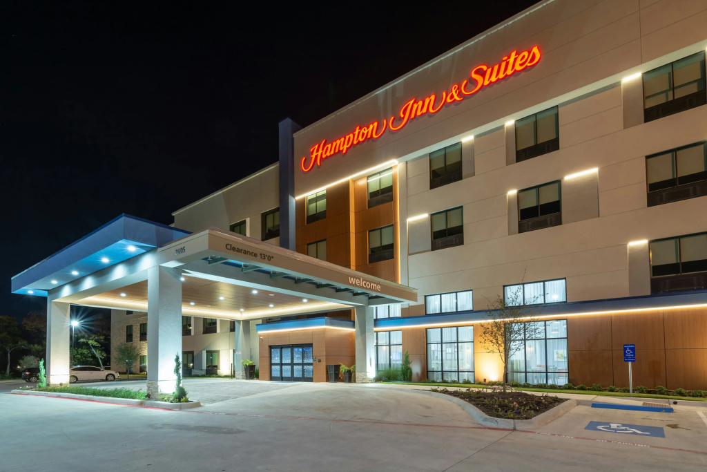 Hampton Inn & Suites Dallas East