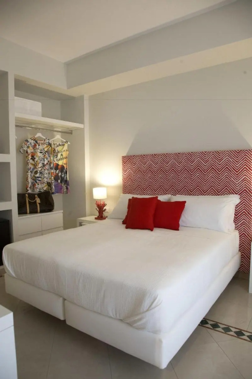 Sorrento ResArt Suite