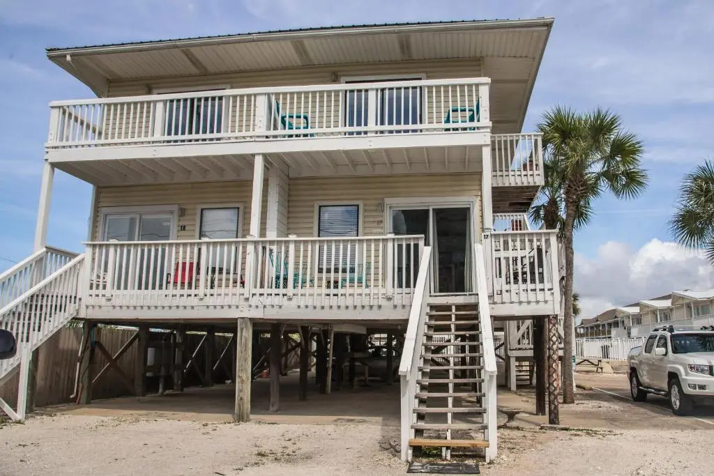 Direct Gulf Views with Deeded Beach Access (#17) - Sleeps 7