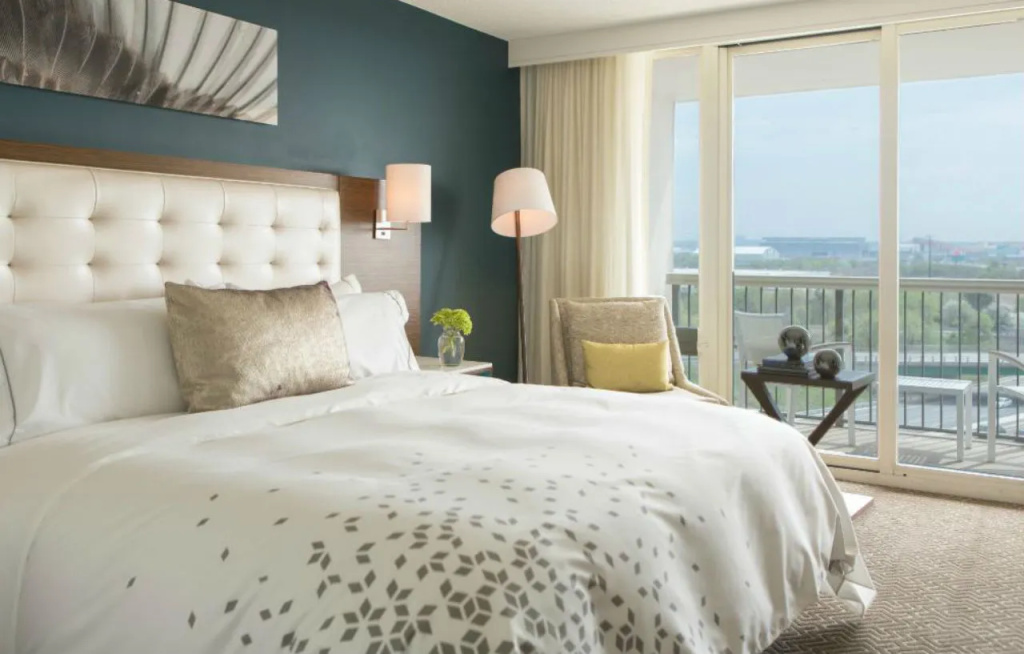 Renaissance Meadowlands Hotel