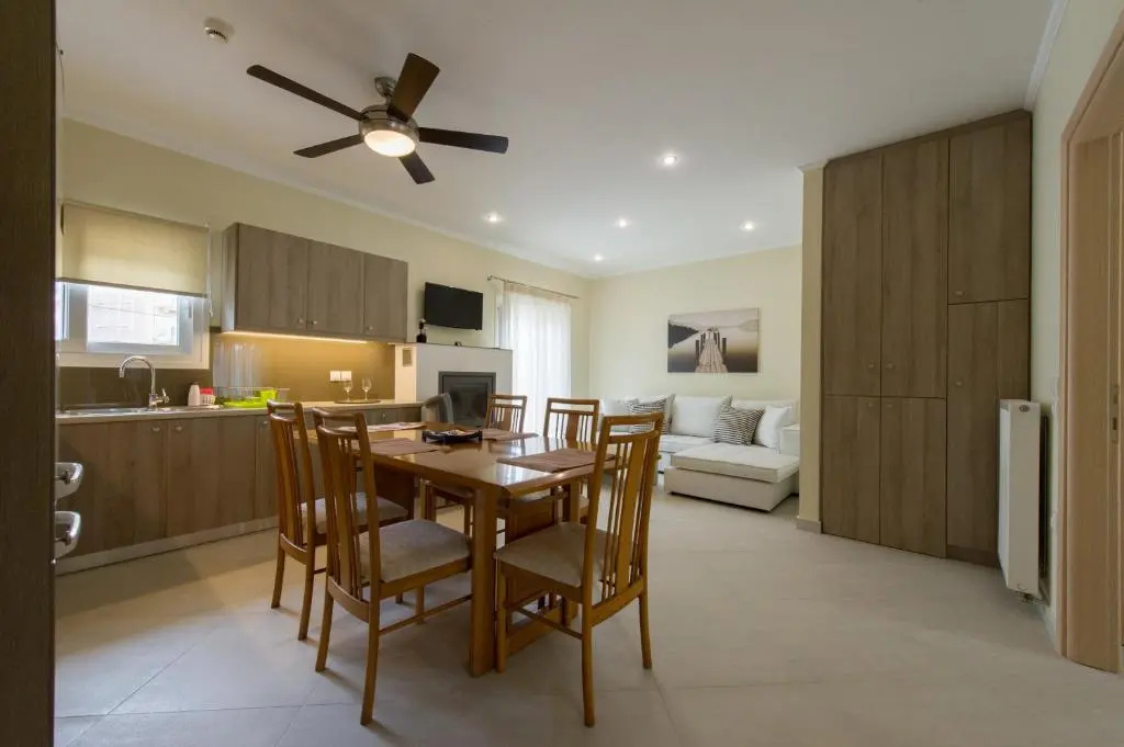 Deluxe Apartment
