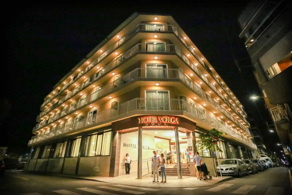 KAKTUS Hotel Volga