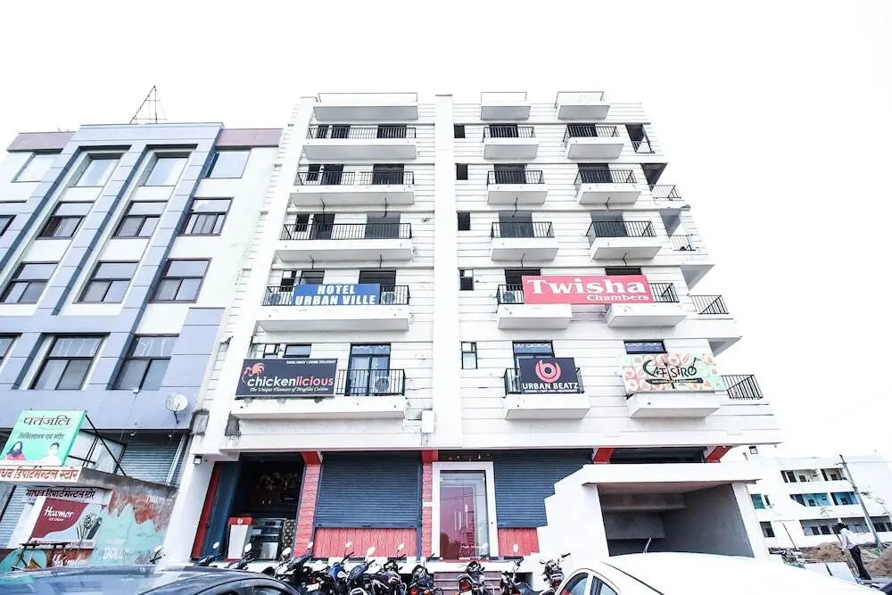 Urban Ville by OYO Rooms
