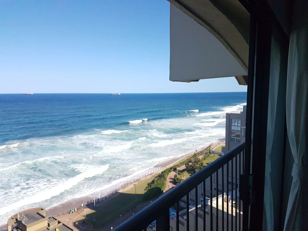 Beach & Waterfront