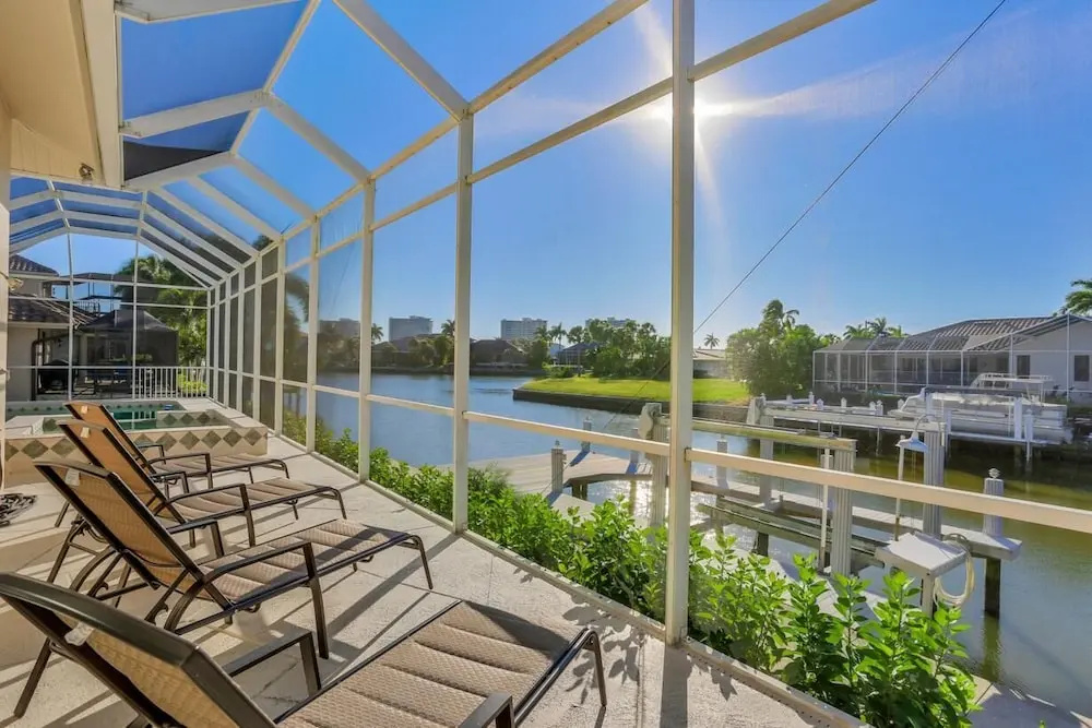 Waterfront Home With Pool, spa and Walk to Beach