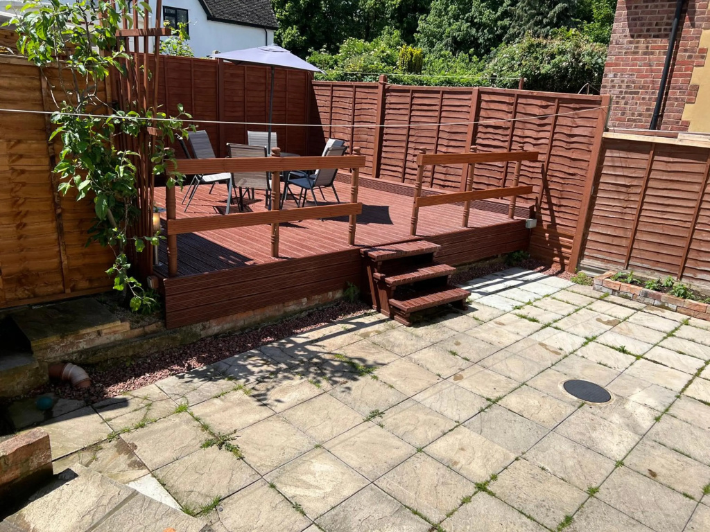 Cosy 3 Bed Cottage, Sleeps 6, Parking, Garden and Hot Tub, Next door can also be booked to sleep 14