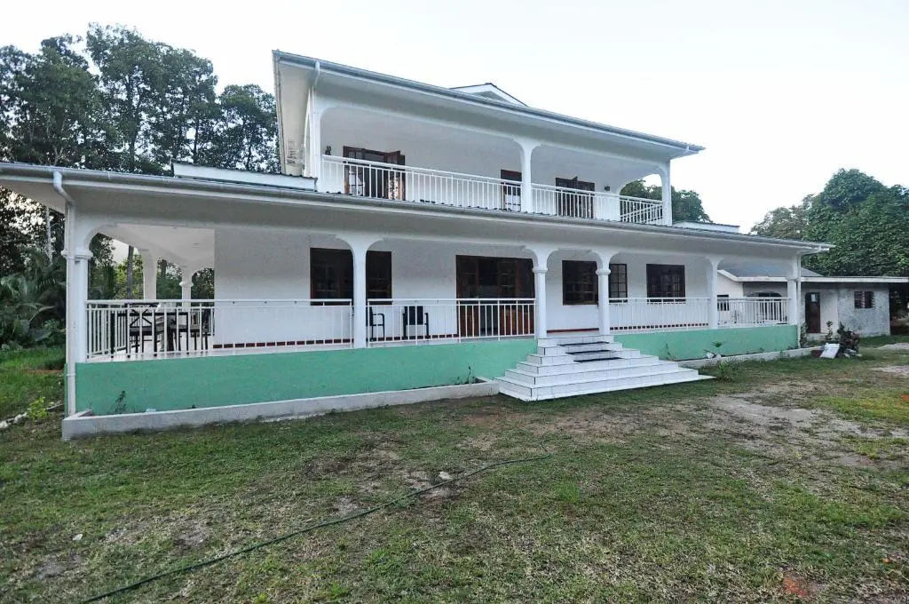 Petit Baie Chalets - Chambres