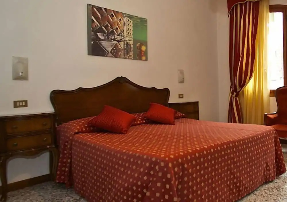 Hotel Fontana - Chambres