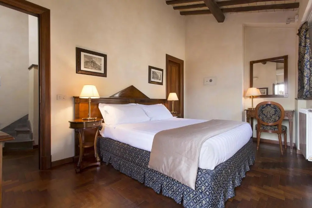 Deluxe Triple room