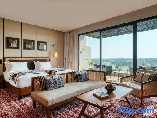 Deluxe Double room (full double bed)