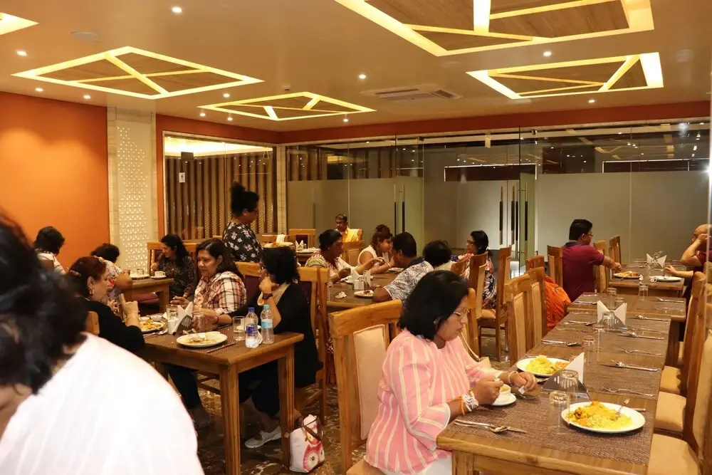 Food & Beverage