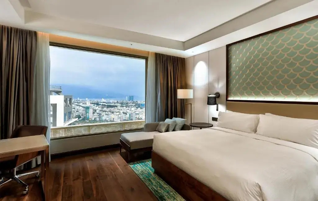 Guest Double room with ocean view (full double bed)