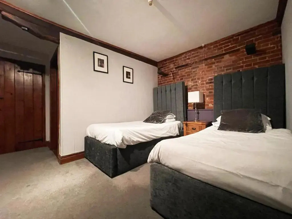 Standard Double room (twin beds)