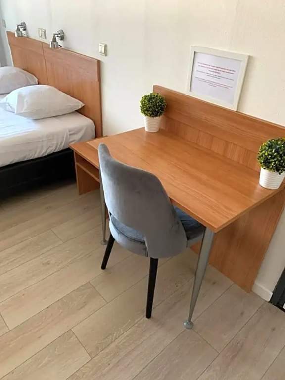Comfort room