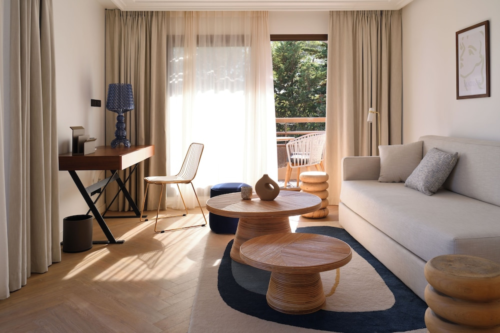 Family Suite with balcony