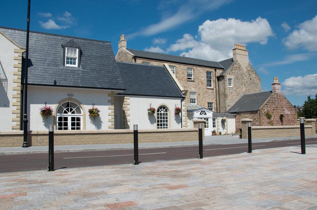 Dumfries Arms Hotel image