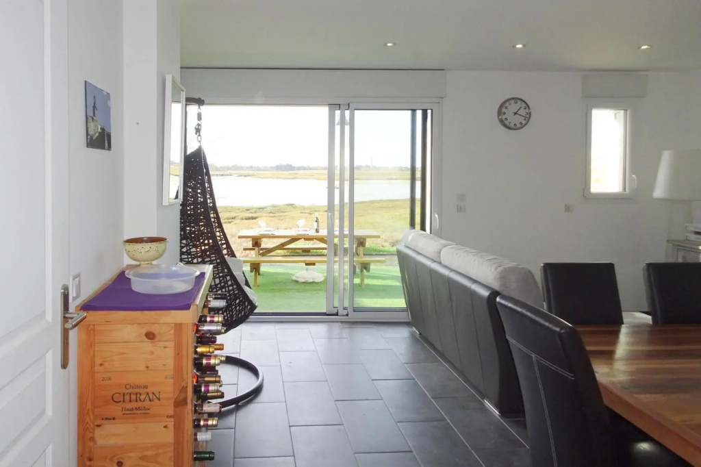 Voir la photo 3 — Holiday Home With sea View in Portbail
