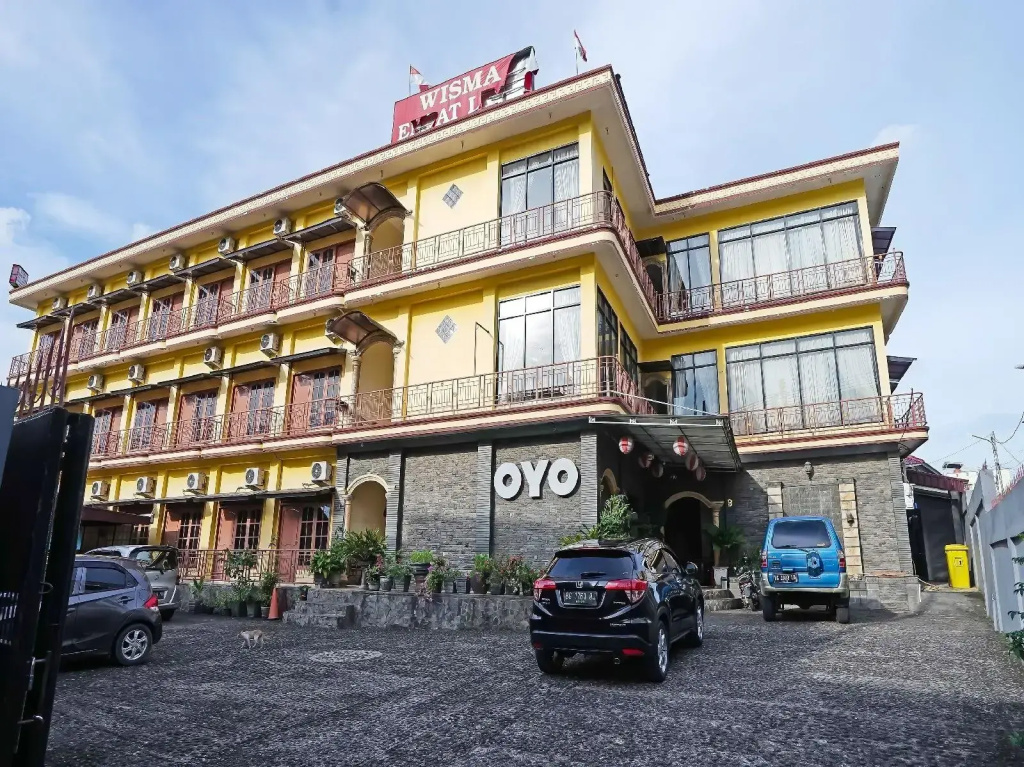 Hotel O Wisma Empat Lima Syariah