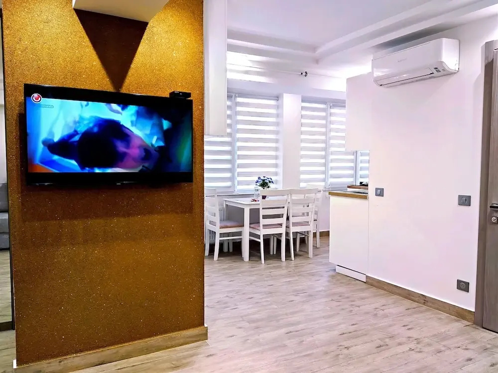 Апартаменты 2BR&LIVING center city CHISINAU — фото