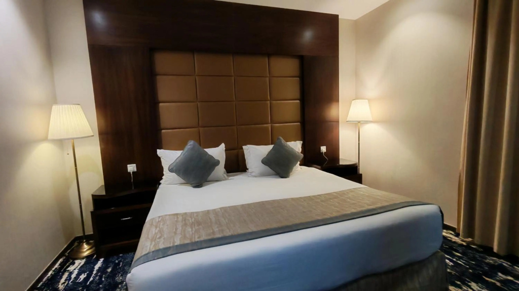 Sansa Hotel Jeddah — 3