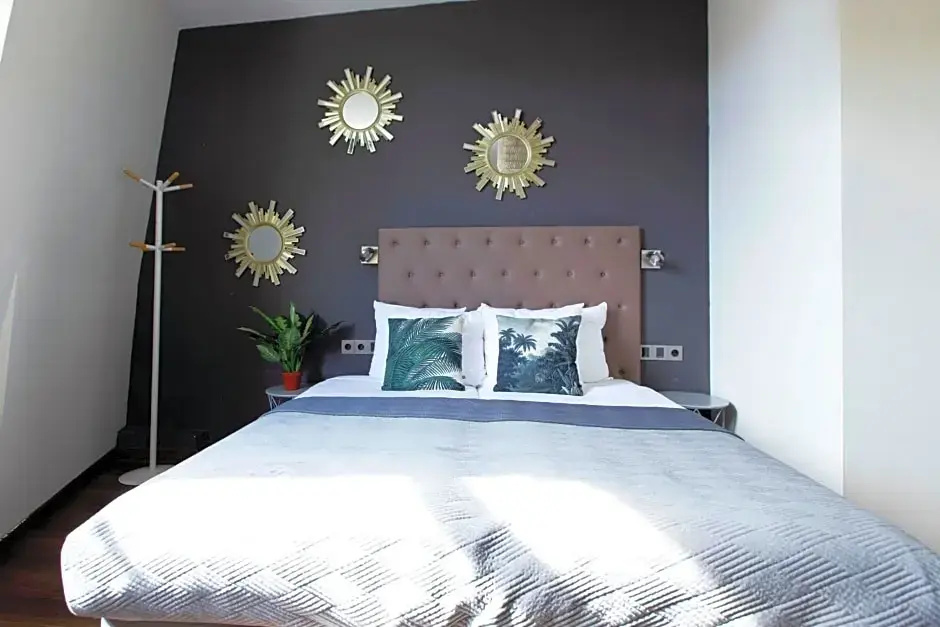 Room with canal view