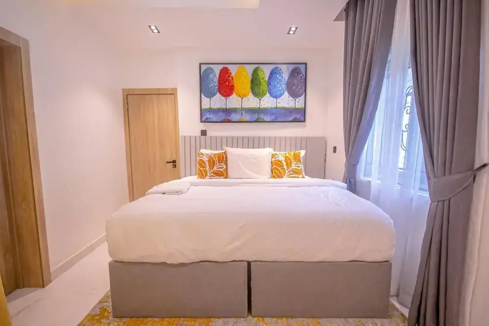 BnJ Benin City Oasis - Spacious 3BR Apartment — фото 3