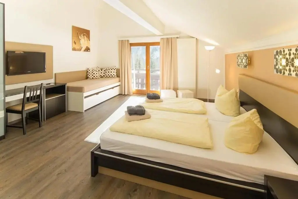 Standard Quadruple room with balcony