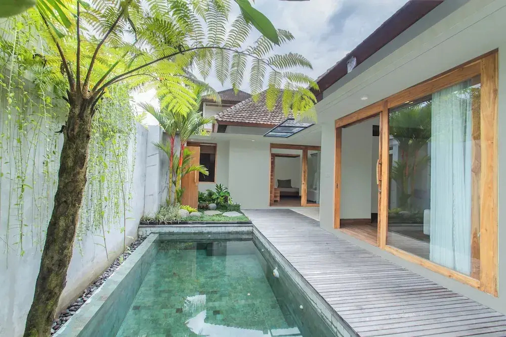 2 Bedrooms Villa with balcony