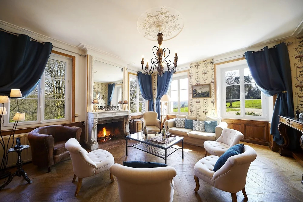 Voir la photo 4 — Castle in Aspires With Tennis Court & Valley View