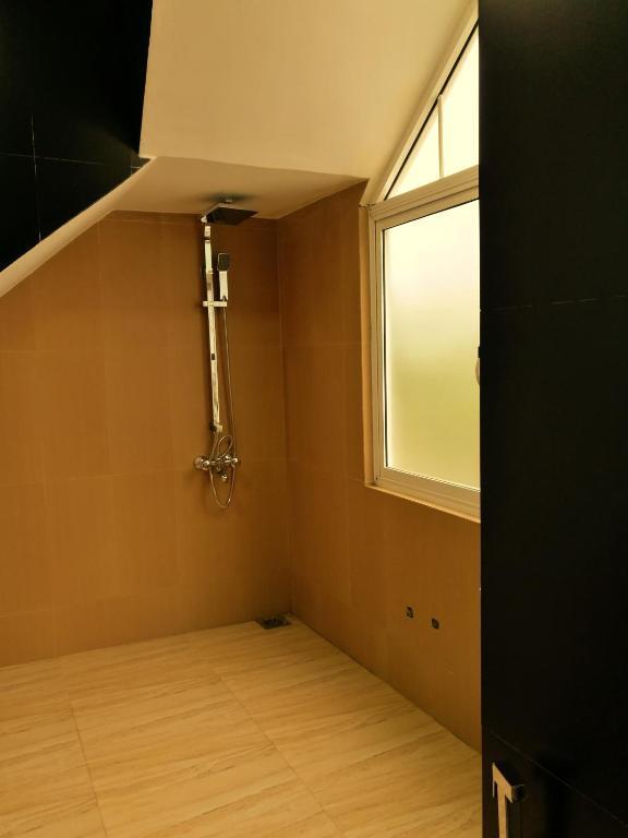 Oak Residencies